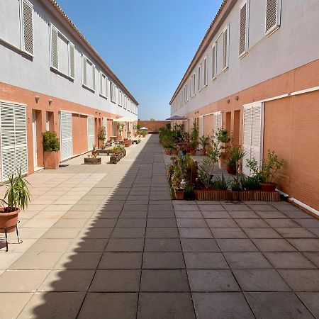 Castilleja , Casa-Apartamento Cerca Centro Sevilla Wifi Familias Trabajo Garaje Castilleja de la Cuesta Kültér fotó