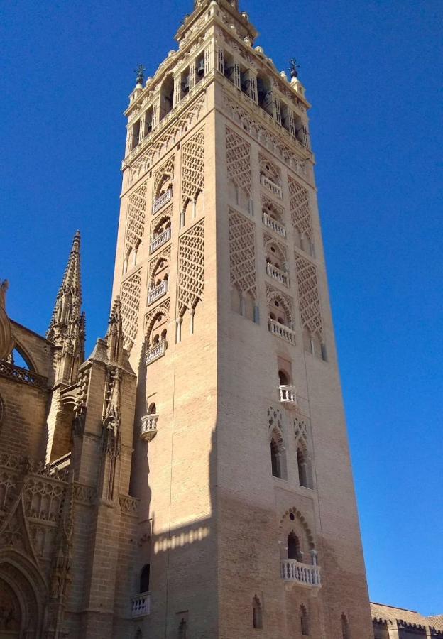 Castilleja , Casa-Apartamento Cerca Centro Sevilla Wifi Familias Trabajo Garaje Castilleja de la Cuesta Kültér fotó