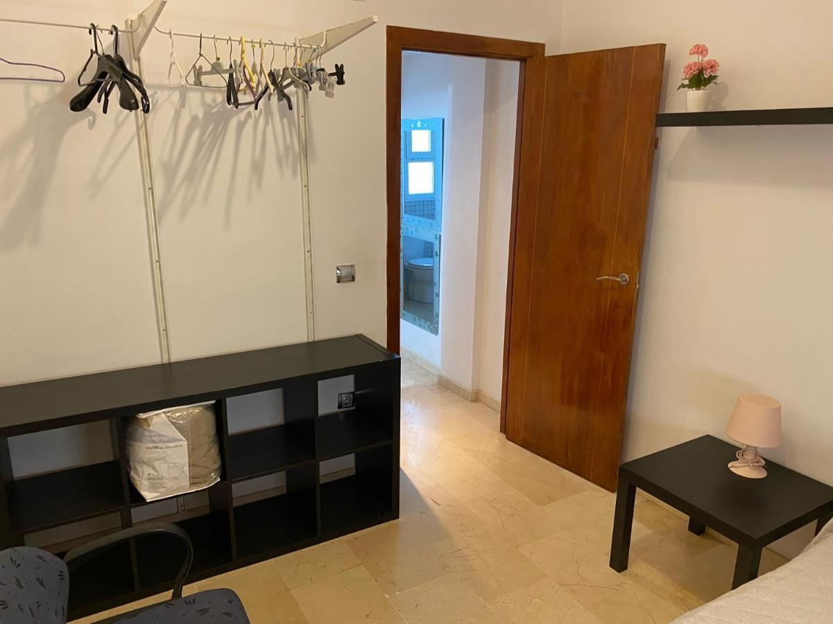 Castilleja , Casa-Apartamento Cerca Centro Sevilla Wifi Familias Trabajo Garaje Castilleja de la Cuesta Kültér fotó