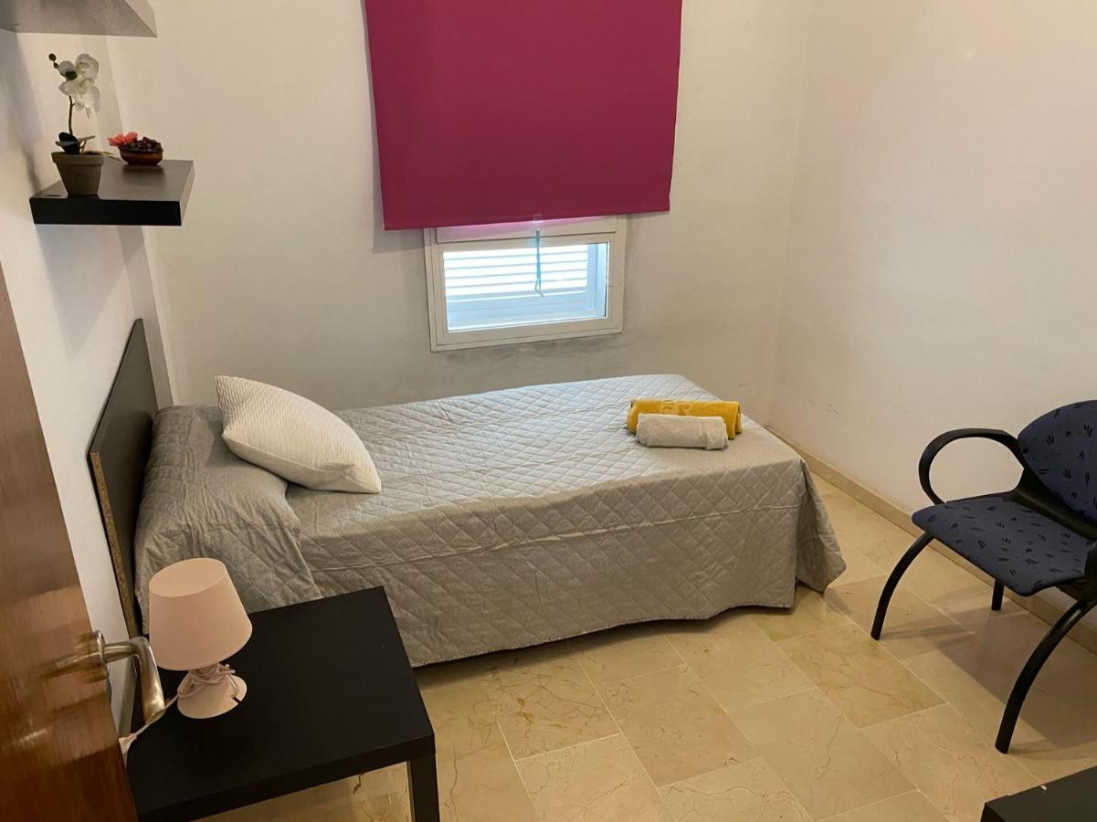 Castilleja , Casa-Apartamento Cerca Centro Sevilla Wifi Familias Trabajo Garaje Castilleja de la Cuesta Kültér fotó