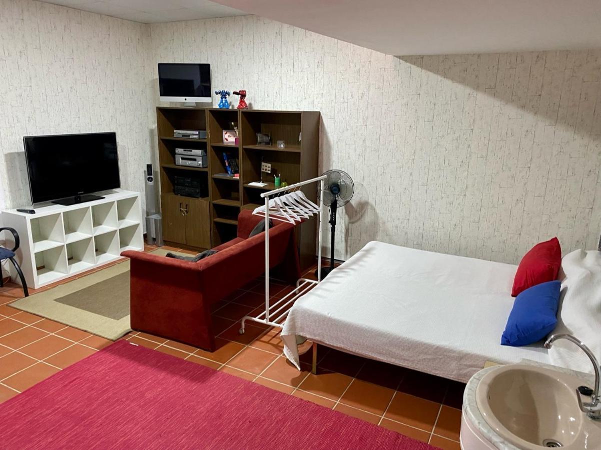 Castilleja , Casa-Apartamento Cerca Centro Sevilla Wifi Familias Trabajo Garaje Castilleja de la Cuesta Kültér fotó