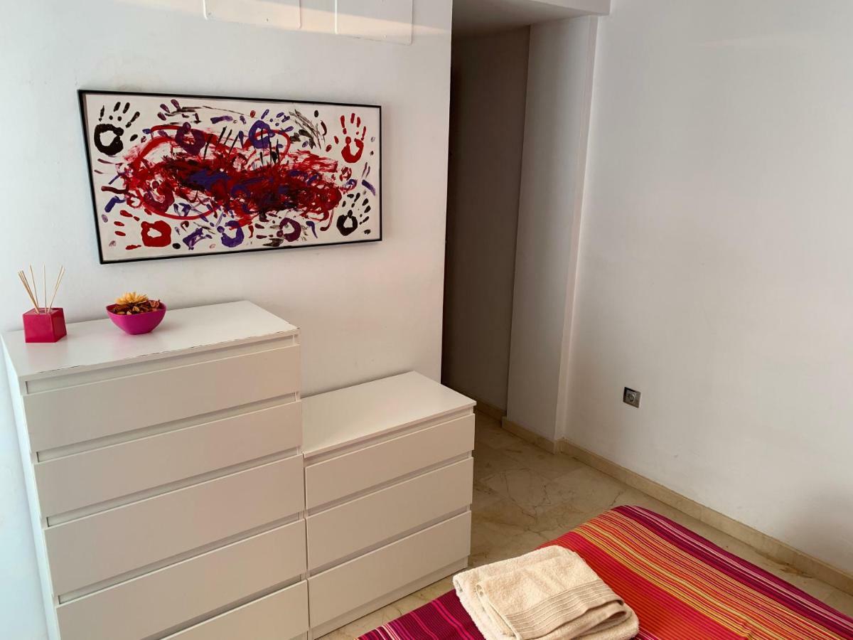 Castilleja , Casa-Apartamento Cerca Centro Sevilla Wifi Familias Trabajo Garaje Castilleja de la Cuesta Kültér fotó