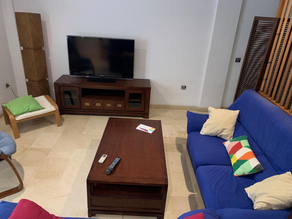 Castilleja , Casa-Apartamento Cerca Centro Sevilla Wifi Familias Trabajo Garaje Castilleja de la Cuesta Kültér fotó